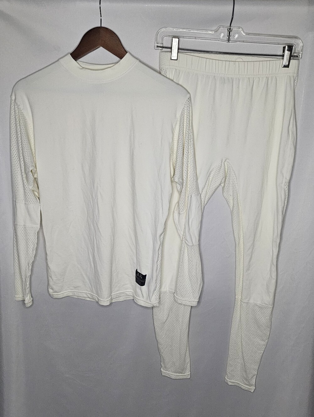 Mens Willis & Geiger Outfitters Ivory Mesh Base Layer Long Sleeve Top M Pants L